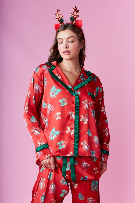 Holiday Gift Print Satin Pajama Set(Pre order)