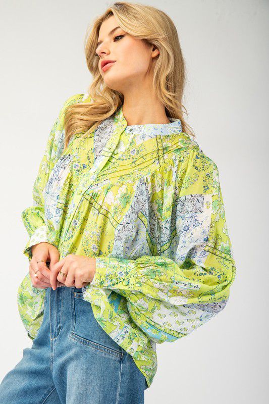 Colorful Print b/d top