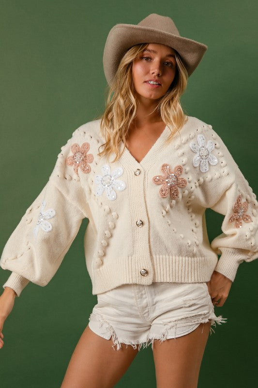 JEWELED FLOWER PATCHED BUTTONED CARDIGAN