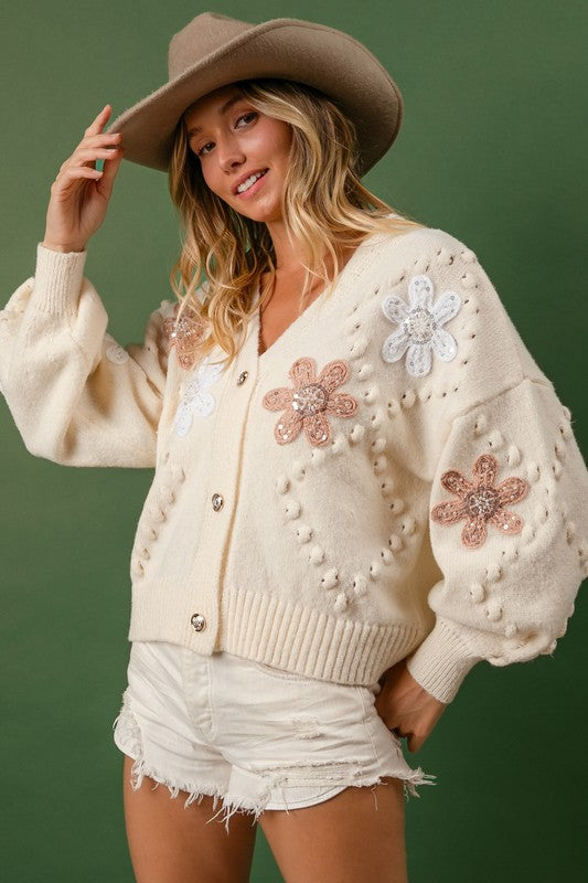 JEWELED FLOWER PATCHED BUTTONED CARDIGAN