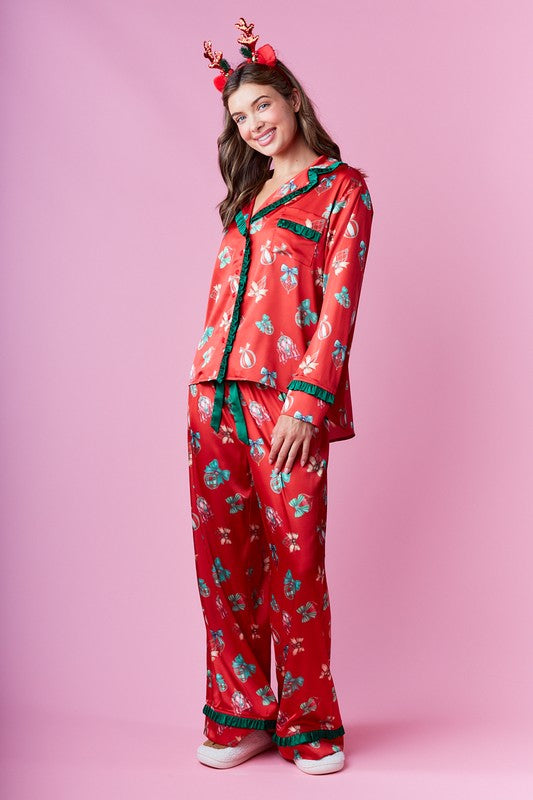 Holiday Gift Print Satin Pajama Set(Pre order)