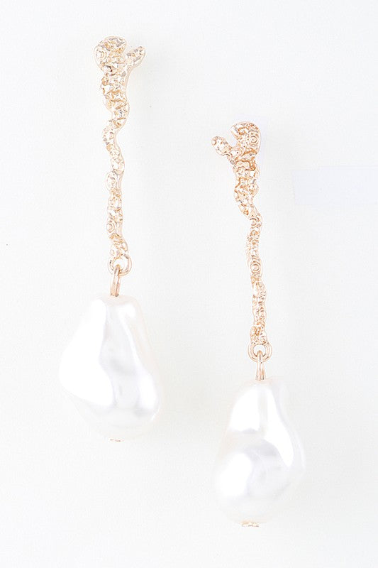 Gold  chain mother pearl earrings