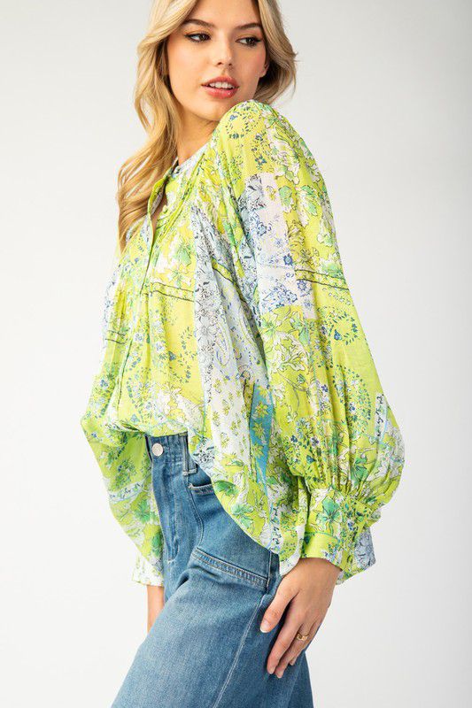 Colorful Print b/d top