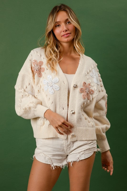 JEWELED FLOWER PATCHED BUTTONED CARDIGAN