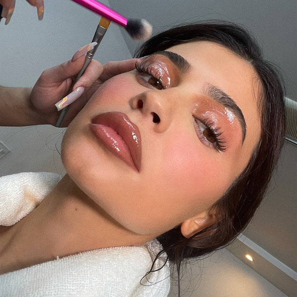 Kylie's All-Over Gloss Glam Look