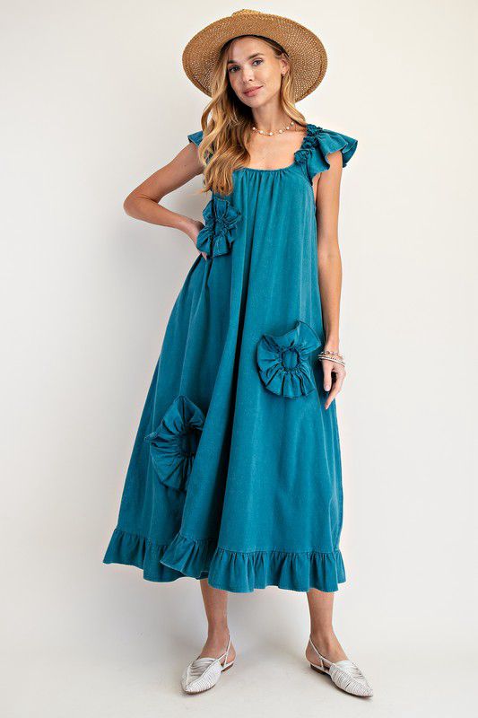 Flowy ruffle maxi dress with flower details (Preorder)