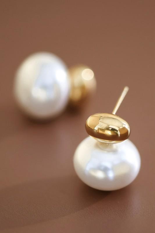 Gold Cap Pearl Stud Earrings