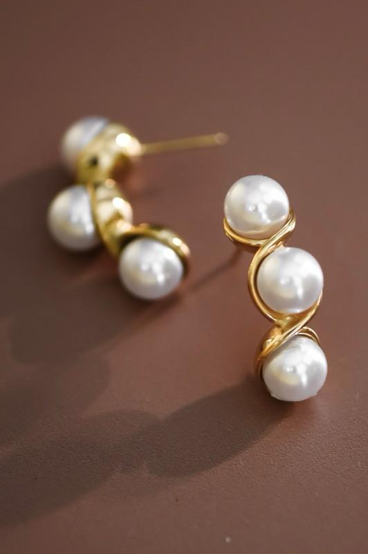 Twist & Pearl Earrings