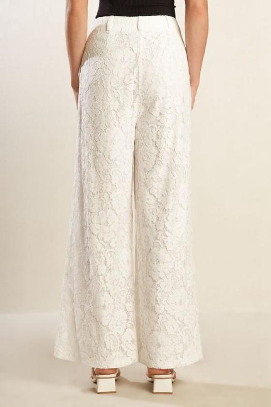 Lace Flower off white pant