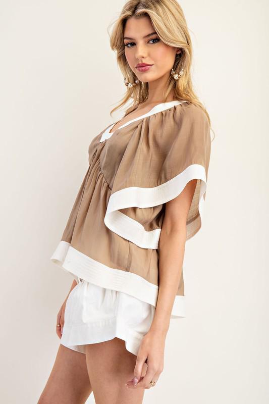 Flare cape sleeve top