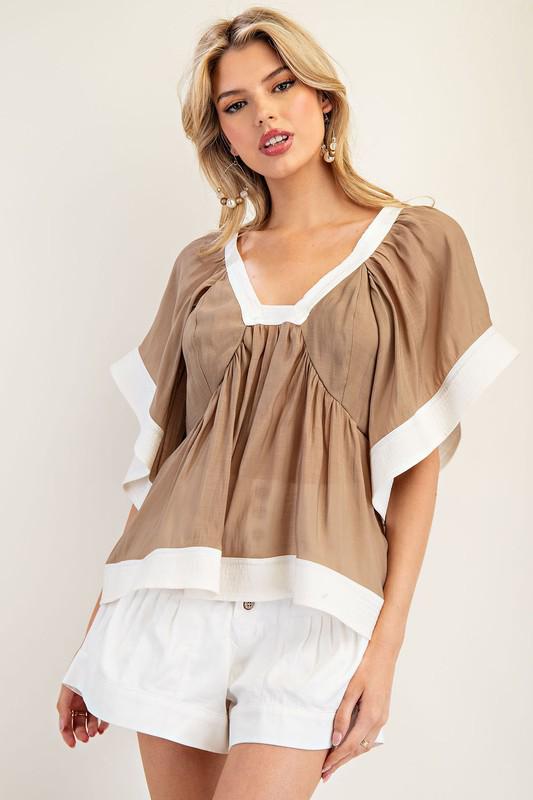 Flare cape sleeve top